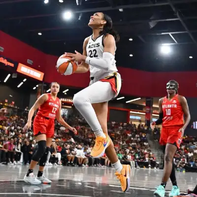 A'ja Wilson laying up in Basketball